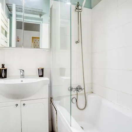 Charming - Near Center, Ac Included Apartment Maisons-Alfort