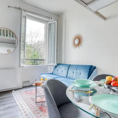Charming - Near Center, Ac Included Apartment *